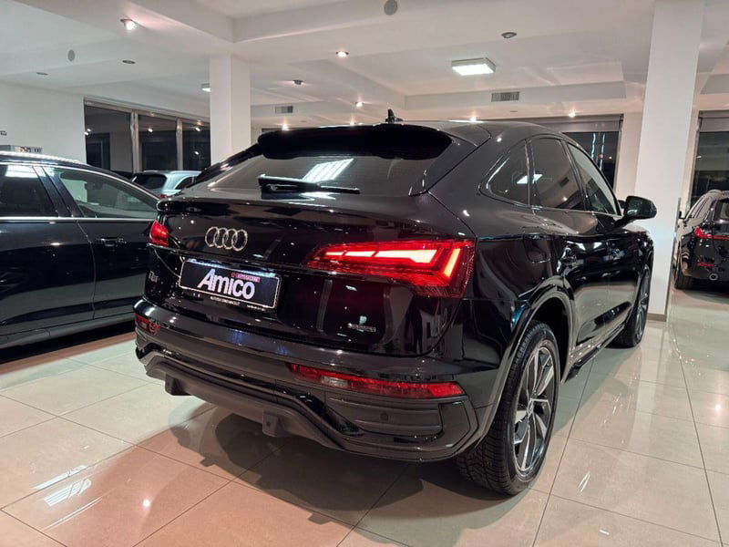 Audi Q5 40 2.0 tdi mhev 12V Identity Black quattro s-tronic