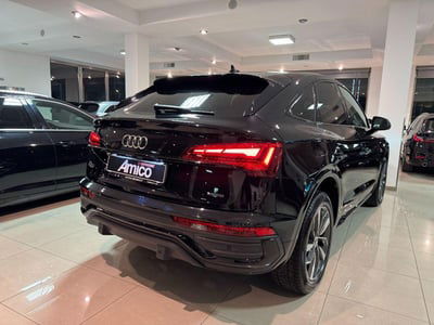 Audi Q5 40 2.0 tdi mhev 12V Identity Black quattro s-tronic usata