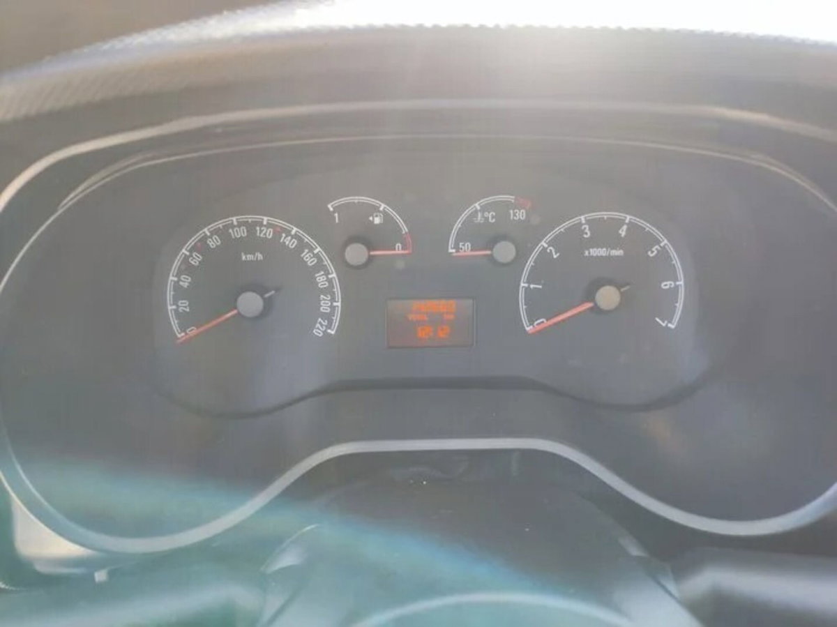 Opel Combo Tour CDTi 105CV PC-TN Blitz N1 (13)