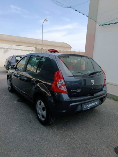 Dacia Sandero 1.4 8V GPL Lauréate (4)