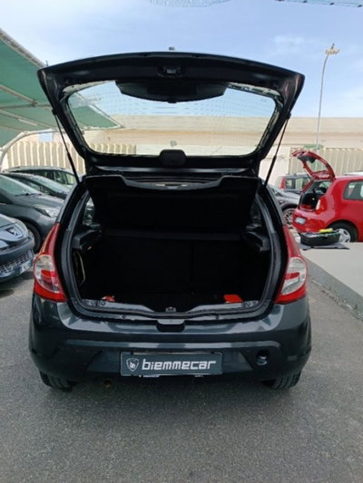 Dacia Sandero 1.4 8V GPL Lauréate (9)