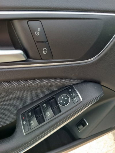 Mercedes-Benz GLA SUV 200 d Automatic Premium (14)