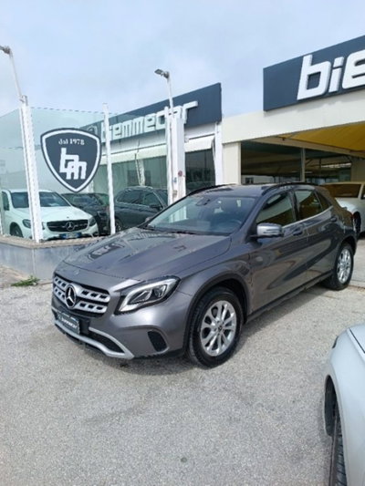 Mercedes-Benz GLA SUV 200 d Automatic Premium (2)