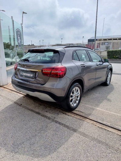 Mercedes-Benz GLA SUV 200 d Automatic Premium (5)