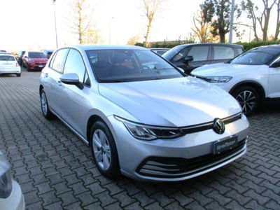 Volkswagen Golf Variant 2.0 TDI SCR DSG Life usata