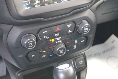 Jeep Renegade 1.6 Mjt DDCT 120 CV Limited (13)
