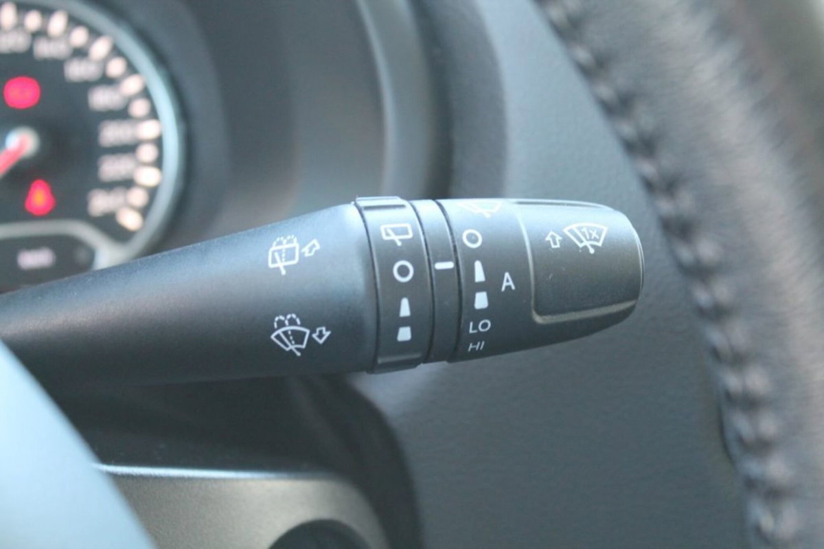 Jeep Renegade 1.6 Mjt 120 CV Limited (15)