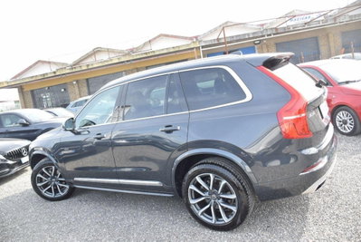 Volvo XC90 D5 AWD Geartronic 7 posti Inscription (20)