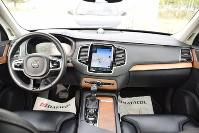 Volvo XC90 D5 AWD Geartronic 7 posti Inscription (8)