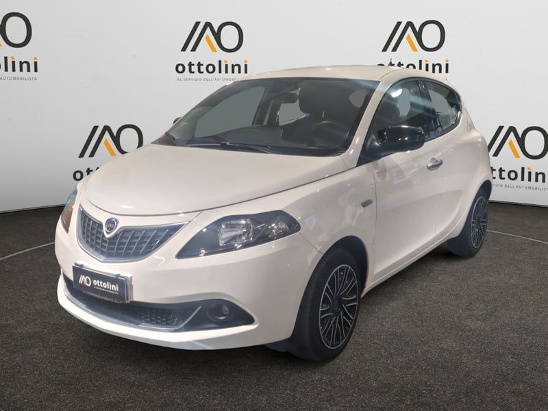 Lancia Ypsilon 1.0 FireFly 5 porte S&S Hybrid Gold Plus