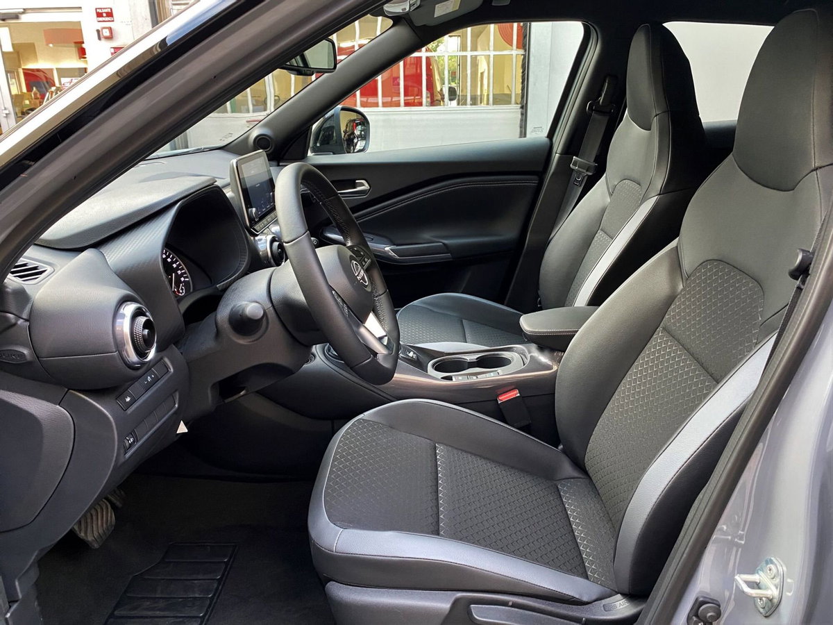 Nissan Juke 1.6 hev Acenta (10)