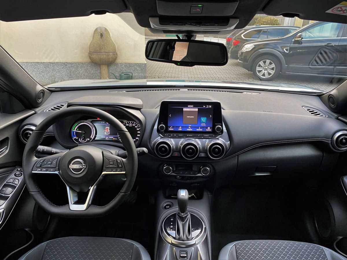 Nissan Juke 1.6 hev Acenta (12)