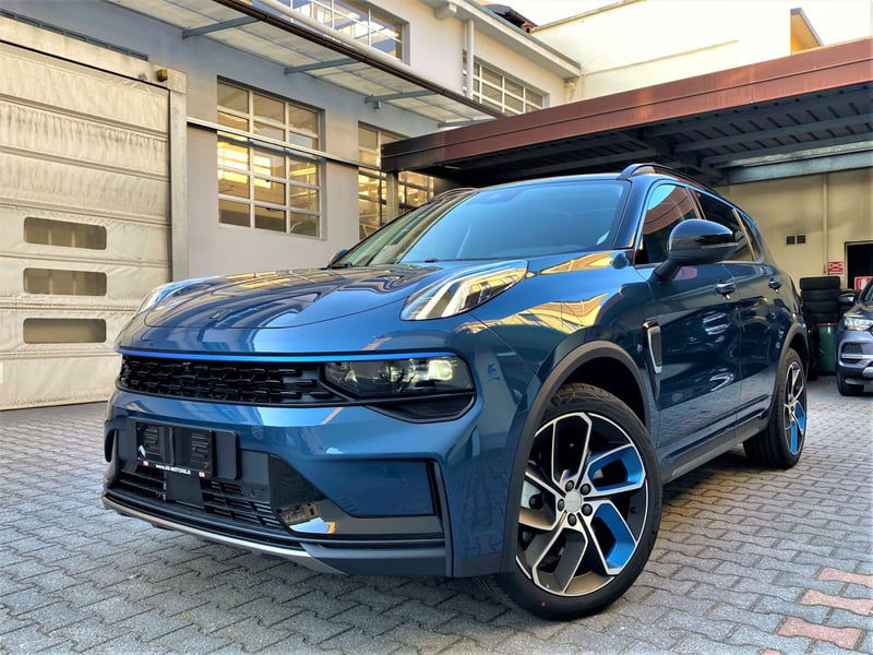 Lynk & Co 01 01 1.5 td phev
