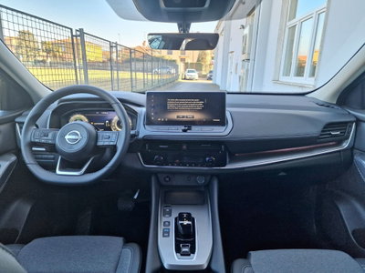 Nissan Qashqai 1.3 mhev Acenta 2wd 140cv (12)