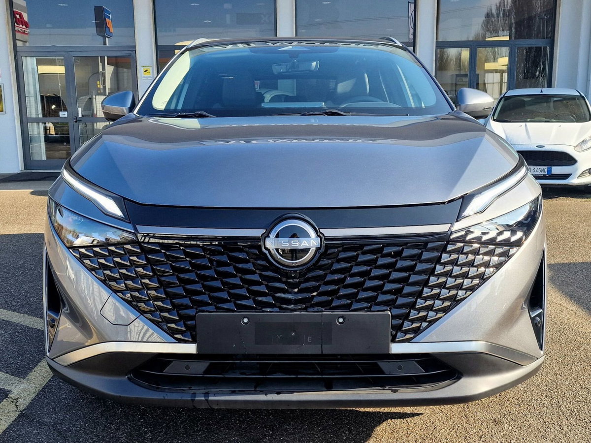 Nissan Qashqai 1.3 mhev Acenta 2wd 140cv (2)
