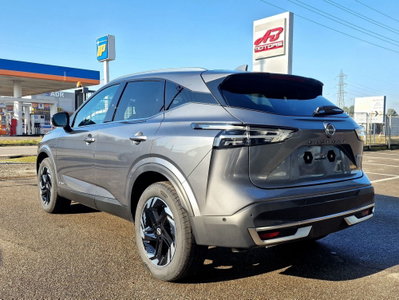 Nissan Qashqai 1.3 mhev Acenta 2wd 140cv (7)