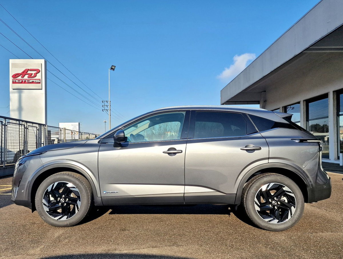 Nissan Qashqai 1.3 mhev Acenta 2wd 140cv (8)