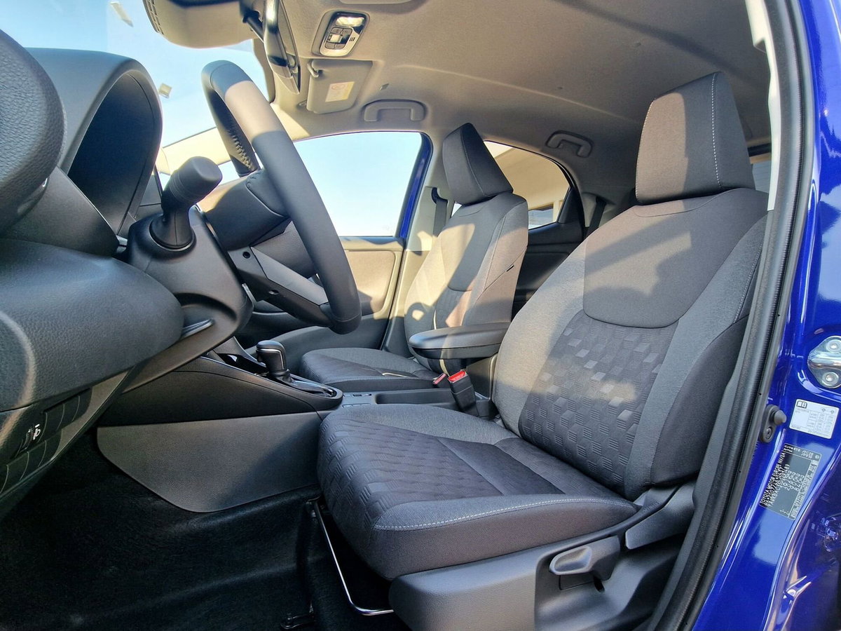 Toyota Yaris 1.5 Hybrid 5 porte Energy (10)