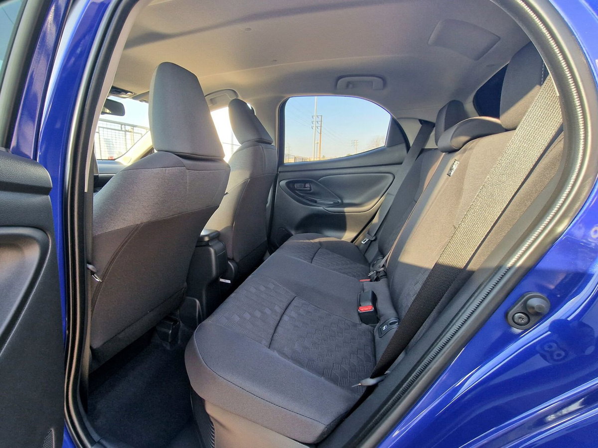 Toyota Yaris 1.5 Hybrid 5 porte Energy (11)