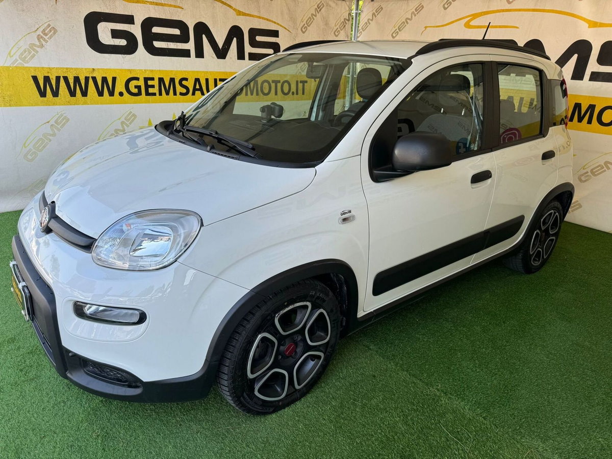 Fiat Panda 1.0 FireFly S&S Hybrid City Cross (3)
