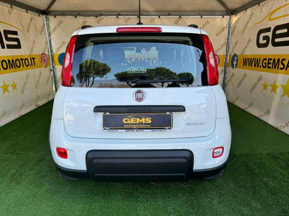 Fiat Panda 1.0 FireFly S&S Hybrid City Cross (5)