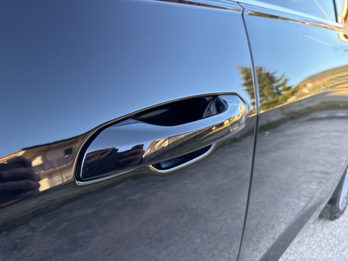 Audi A6 Avant 40 2.0 TDI quattro ultra S tronic Design (11)