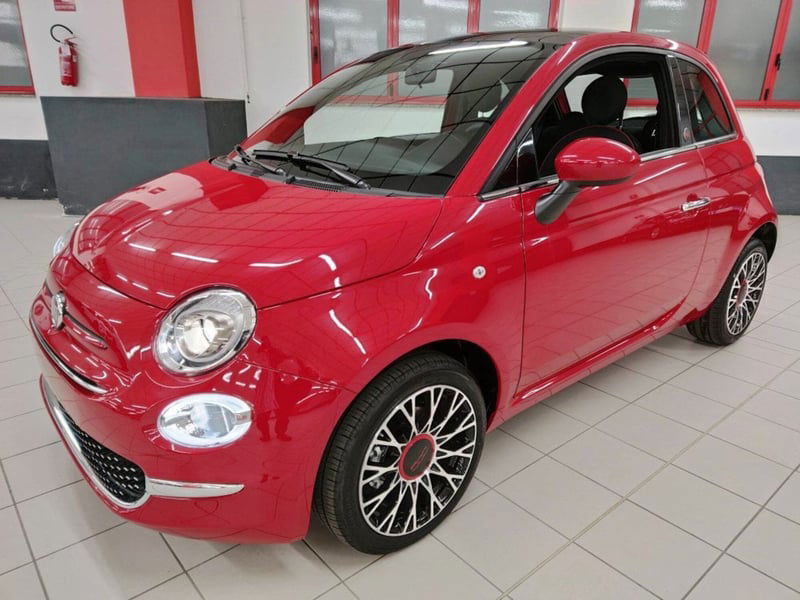 Fiat 500 1.0 Hybrid Red