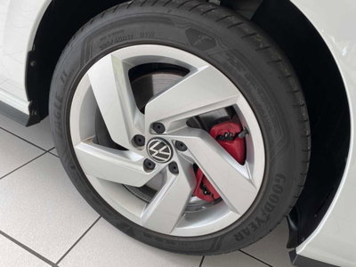 Volkswagen Golf 1.4 GTE DSG Plug-In Hybrid (13)