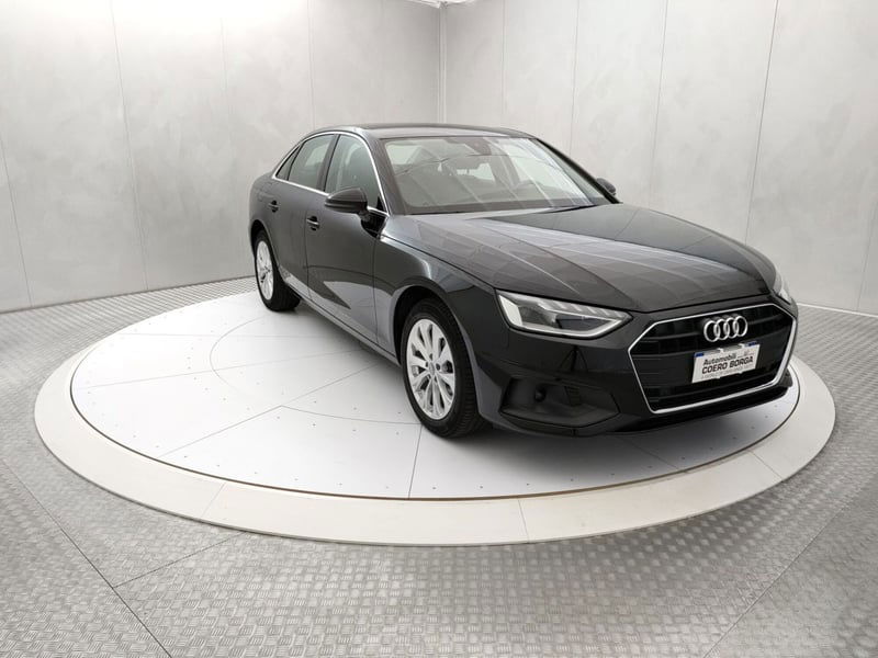 Audi A4 30 TDI/136 CV S tronic Business Advanced