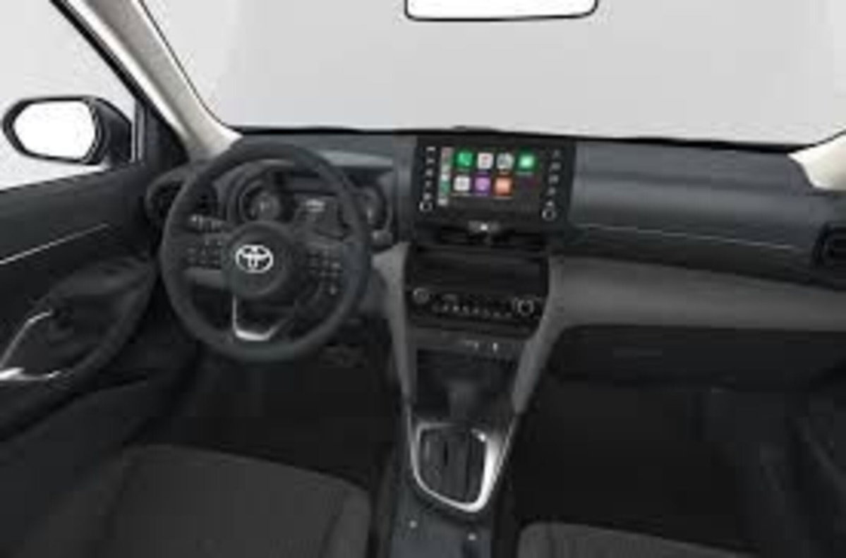 Toyota Yaris Cross 1.5 Hybrid 5p. E-CVT Active (6)