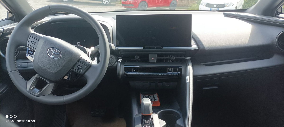 Toyota Toyota C-HR 1.8 hev Active fwd e-cvt (11)