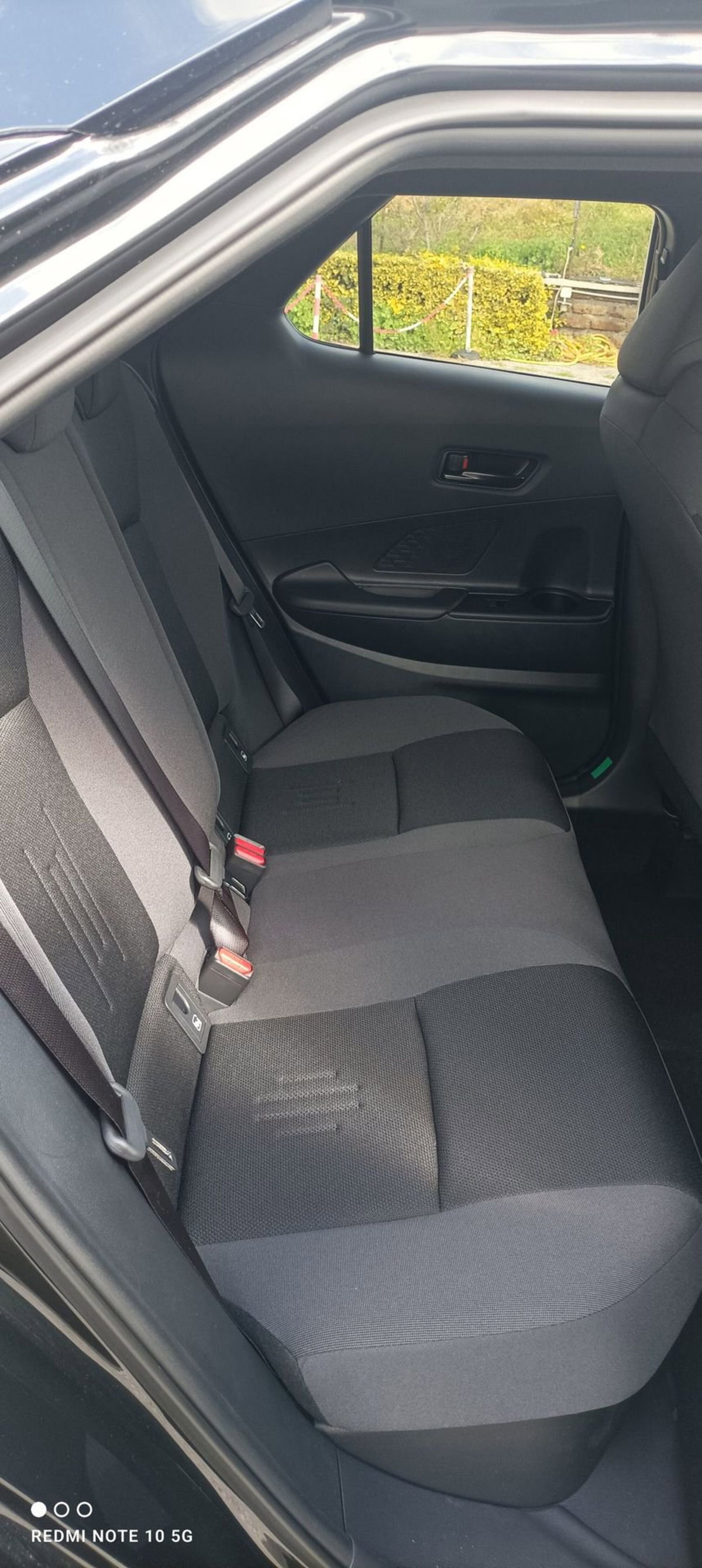 Toyota Toyota C-HR 1.8 hev Active fwd e-cvt (12)