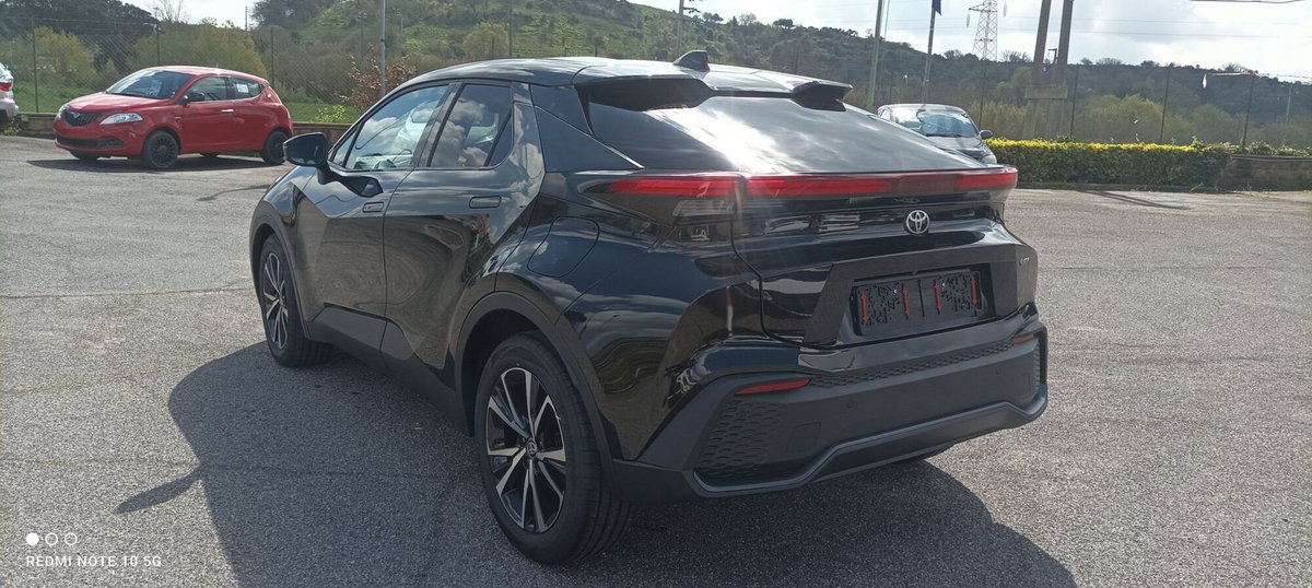 Toyota Toyota C-HR 1.8 hev Active fwd e-cvt (5)