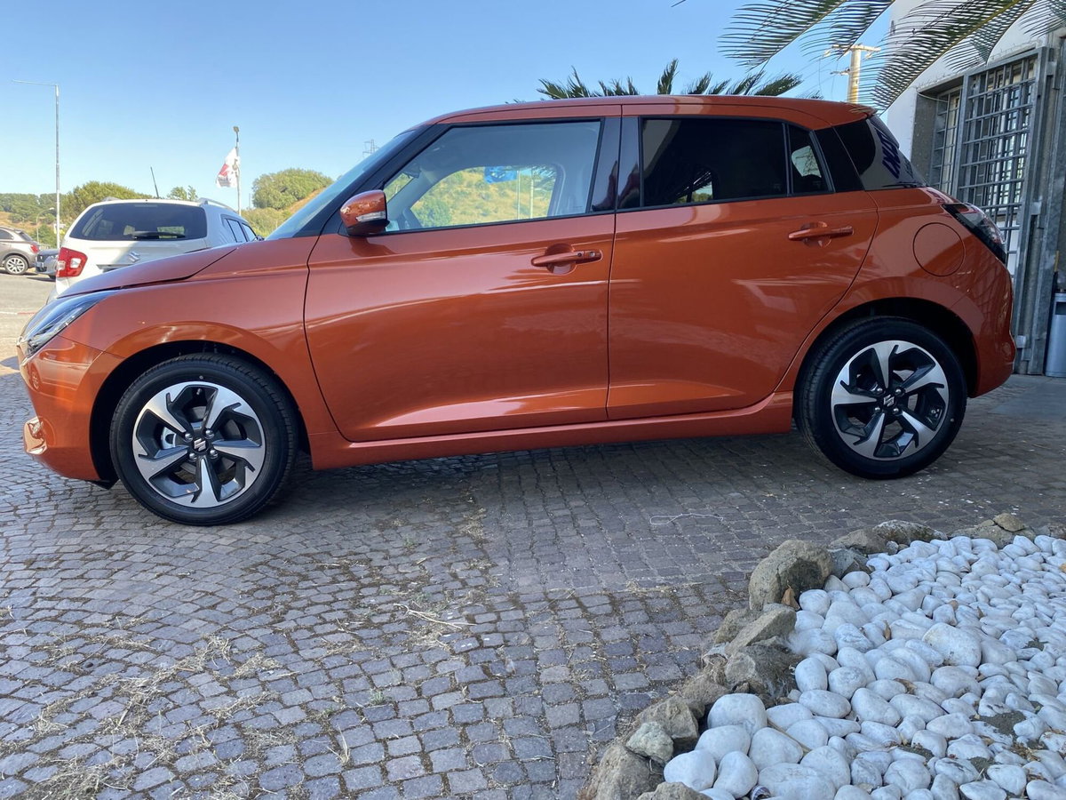 Suzuki Swift 1.2 Hybrid Easy Top (6)
