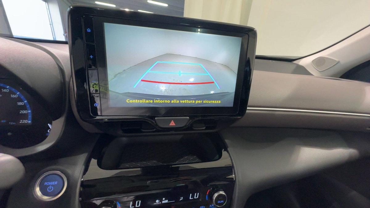 Toyota Yaris Cross 1.5 Hybrid 5p. E-CVT Lounge (5)