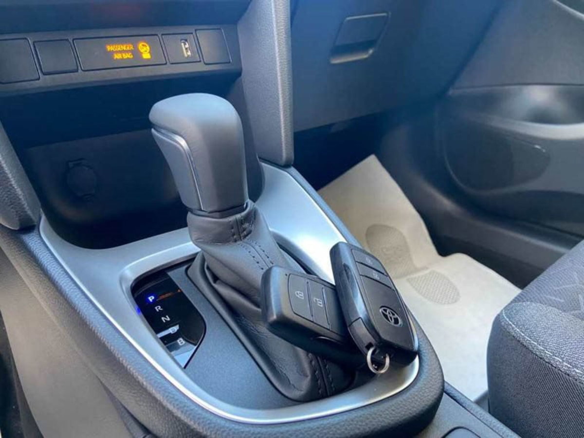 Toyota Yaris Cross 1.5 Hybrid 5p. E-CVT Lounge (7)