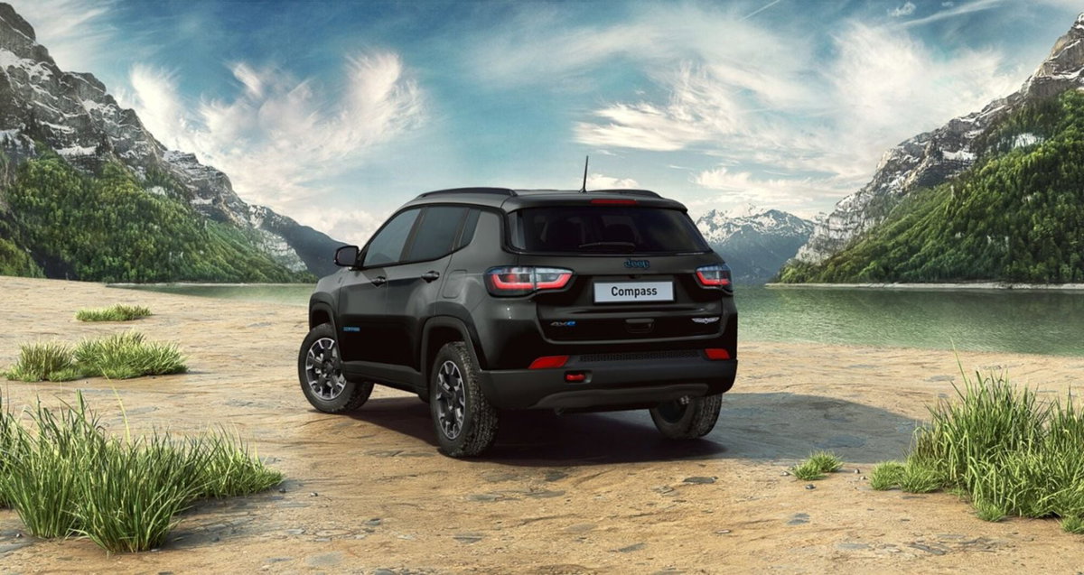 Jeep Compass 1.3 T4 240CV PHEV AT6 4xe Trailhawk (8)