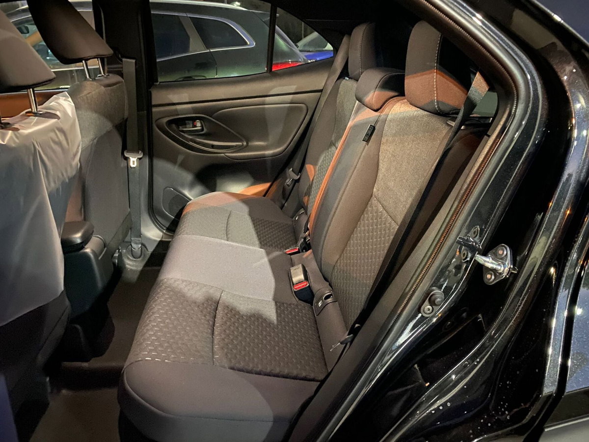 Toyota Yaris Cross 1.5 Hybrid 5p. E-CVT Trend (11)