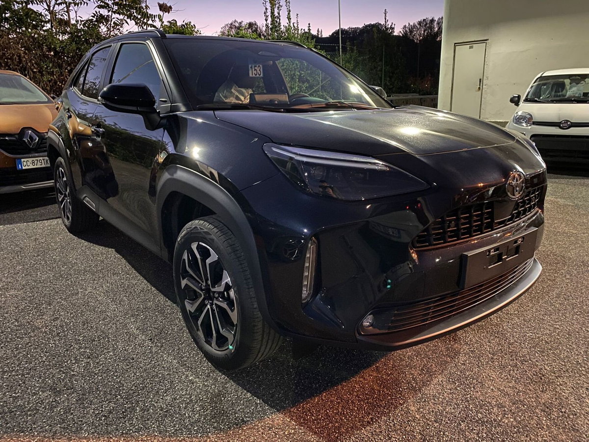Toyota Yaris Cross 1.5 Hybrid 5p. E-CVT Trend (2)