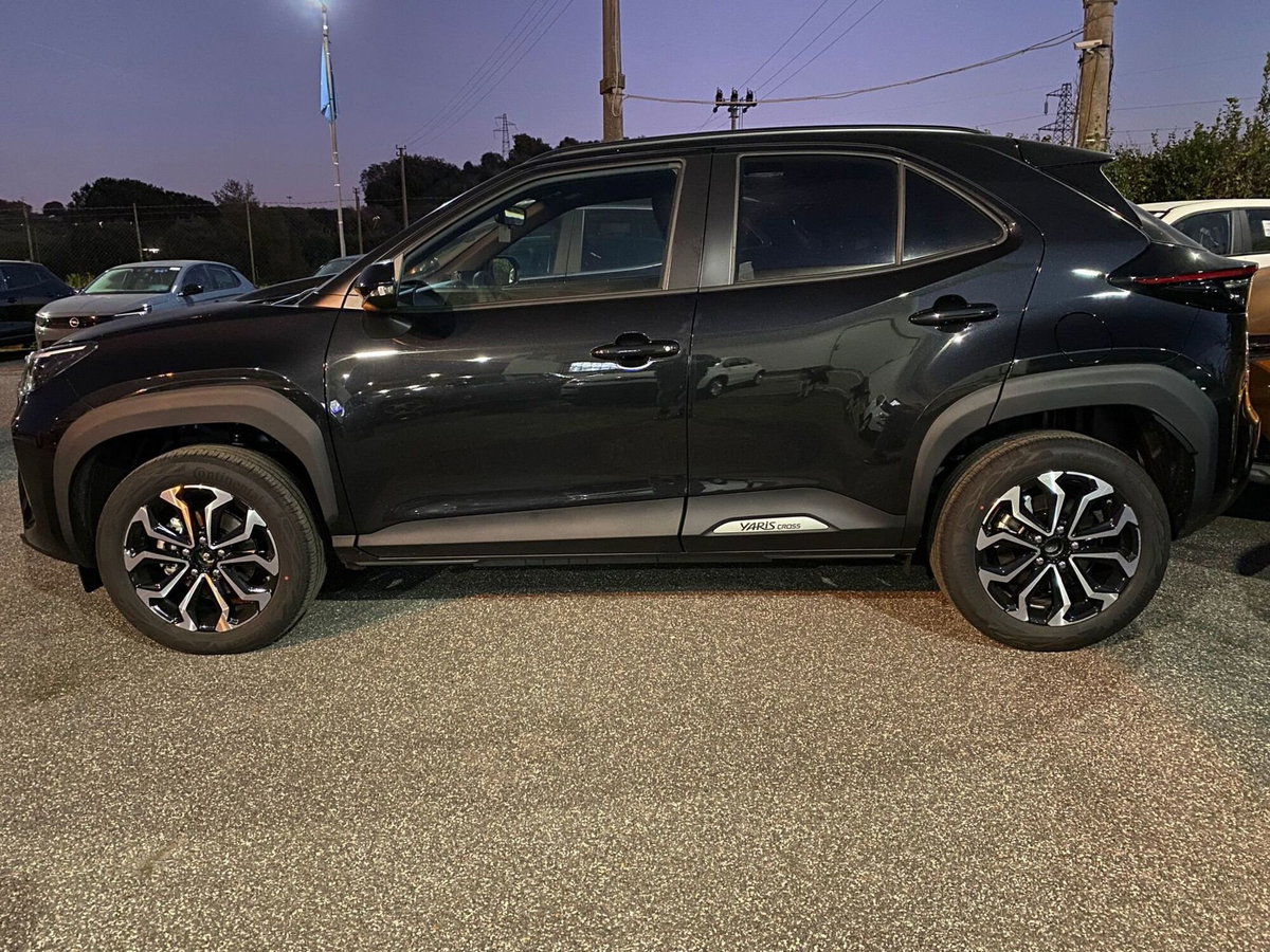 Toyota Yaris Cross 1.5 Hybrid 5p. E-CVT Trend (7)