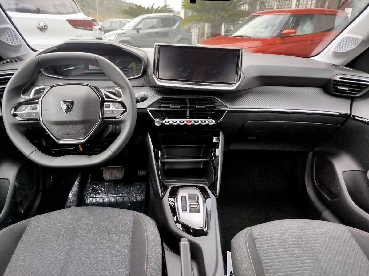 Peugeot 208 1.2 hybrid Style 110cv e-dcs 6 (5)