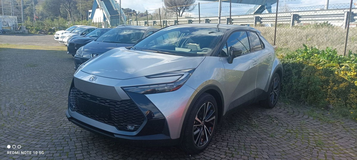 Toyota Toyota C-HR 1.8 hv Lounge fwd e-cvt (2)