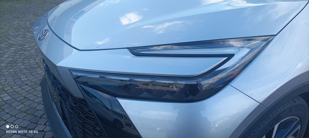 Toyota Toyota C-HR 1.8 hv Lounge fwd e-cvt (3)