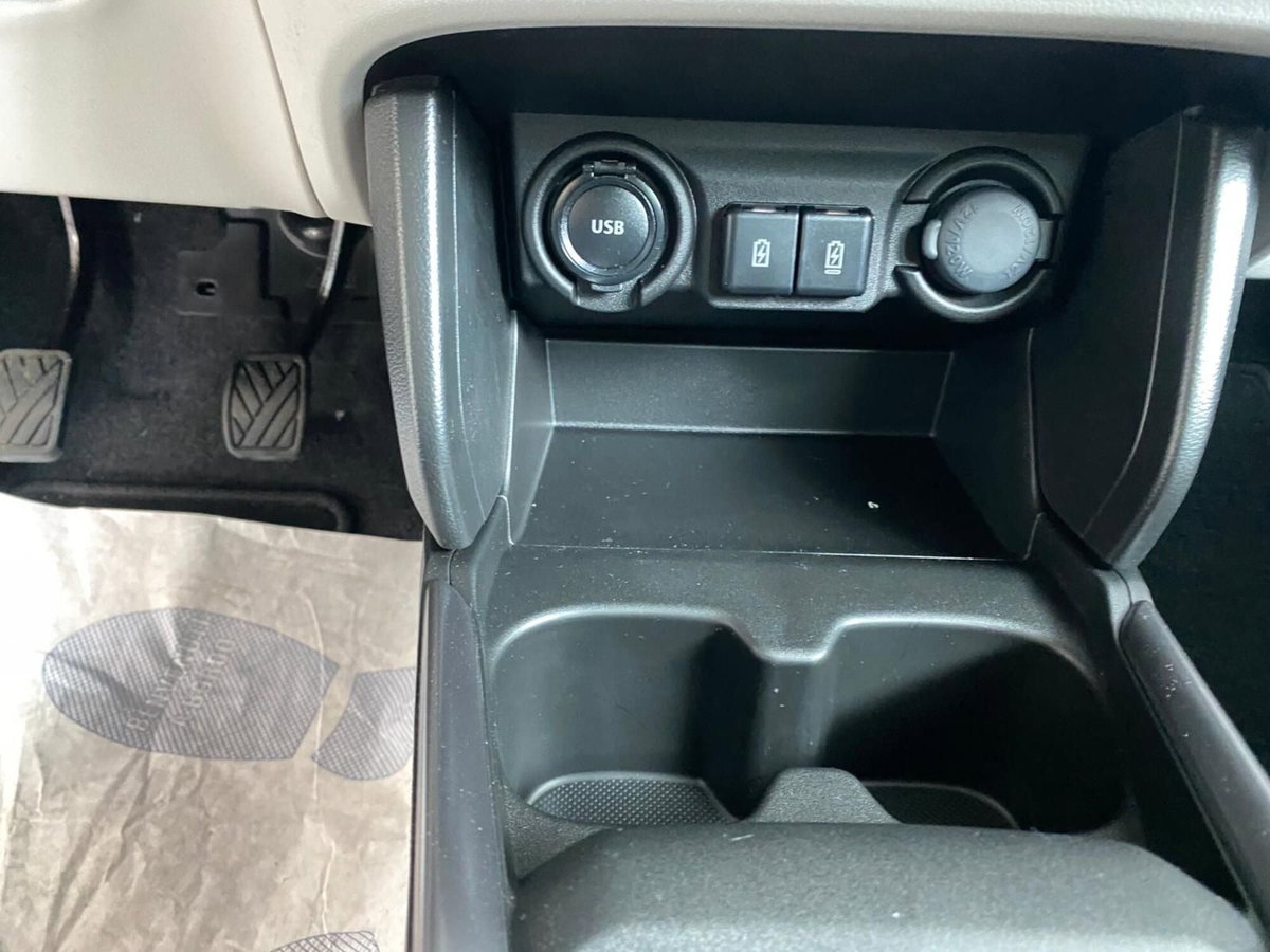 Suzuki Swift 1.2 Hybrid Cool (13)