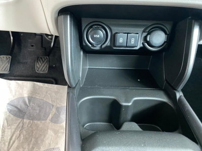 Suzuki Swift 1.2 Hybrid Cool (13)