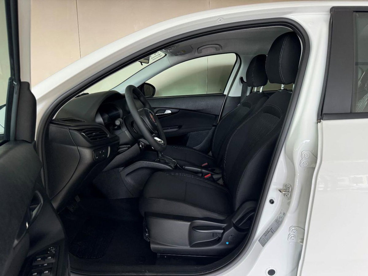 Fiat Tipo Tipo 5p 1.5 t4 hybrid Garmin 130cv dct (6)
