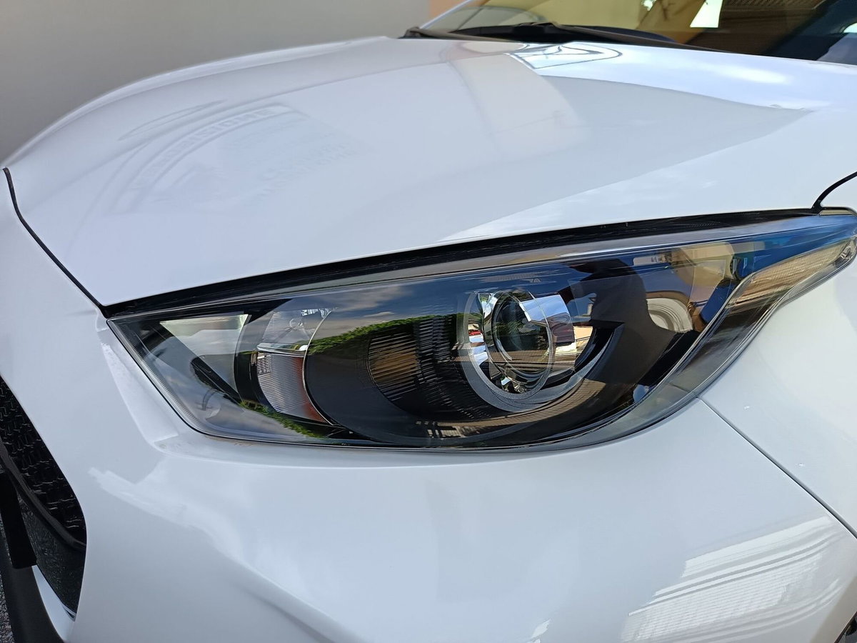 Mazda Mazda2 Hybrid 1.5 VVT e-CVT Full Hybrid Electric Select (15)