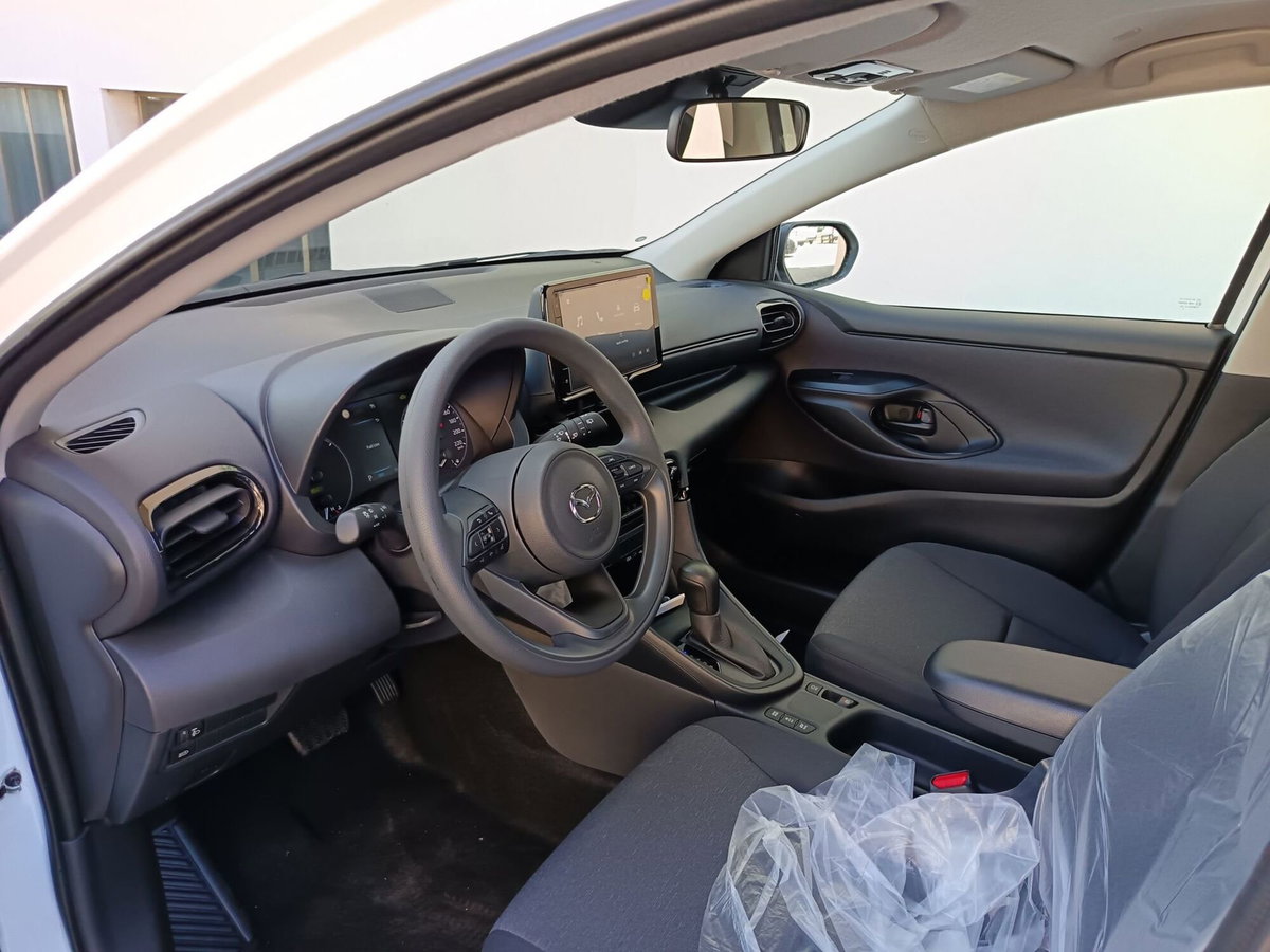 Mazda Mazda2 Hybrid 1.5 VVT e-CVT Full Hybrid Electric Select (8)