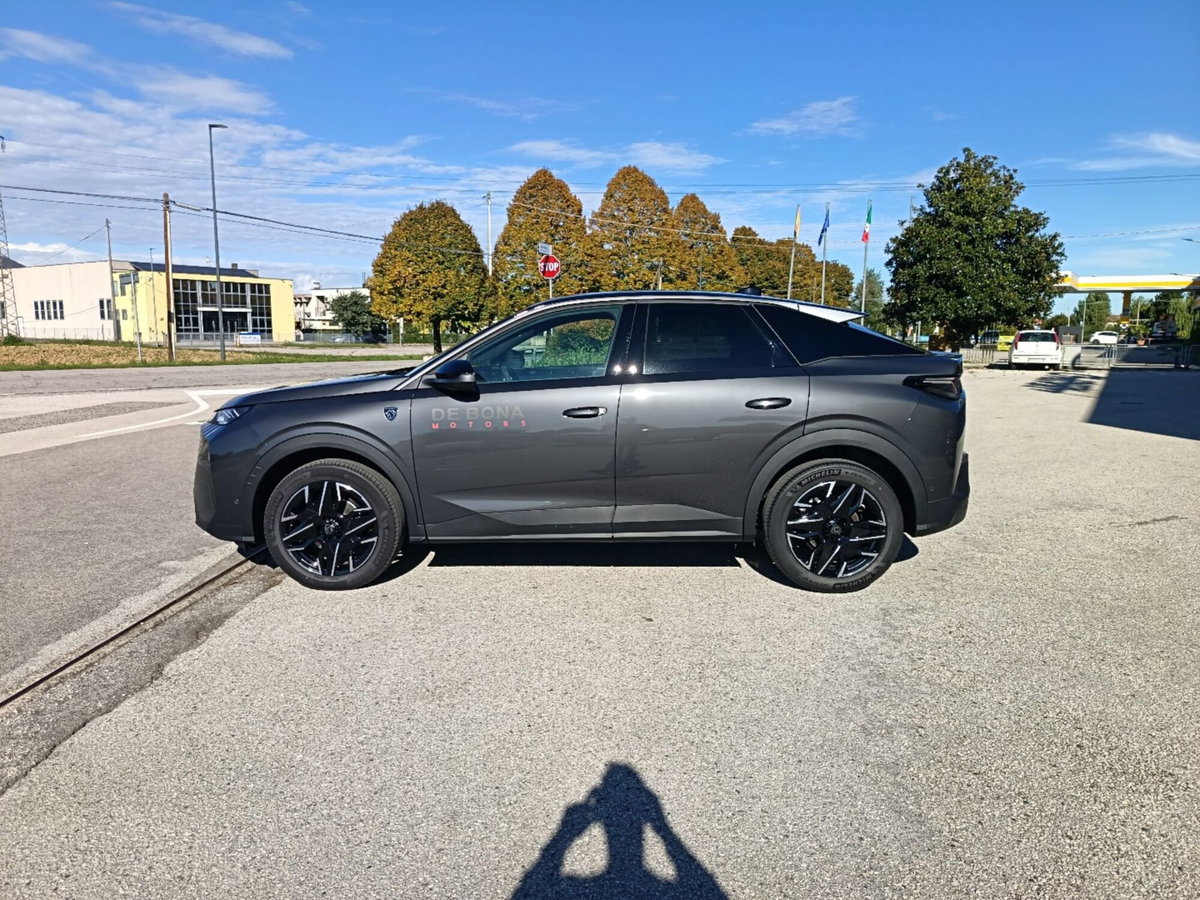 Peugeot 3008 1.2 hybrid GT 145cv e-dcs6 (2)