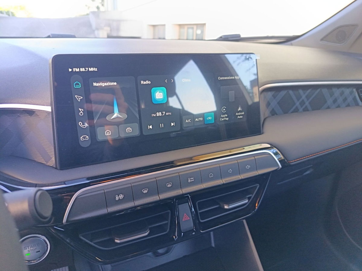 Mg MG3 1.5 hybrid+ Comfort auto (15)